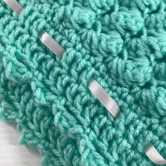 Handmade Crochet Sea Green Baby Blanket Ribbon Detail Scalloped Edge 41" X 34" - Picture 2 of 6